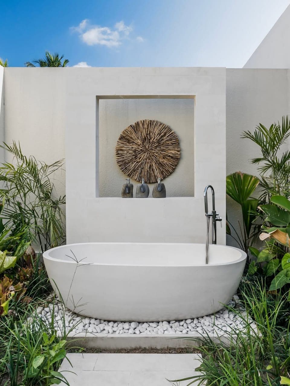 The Pearl House — view 4